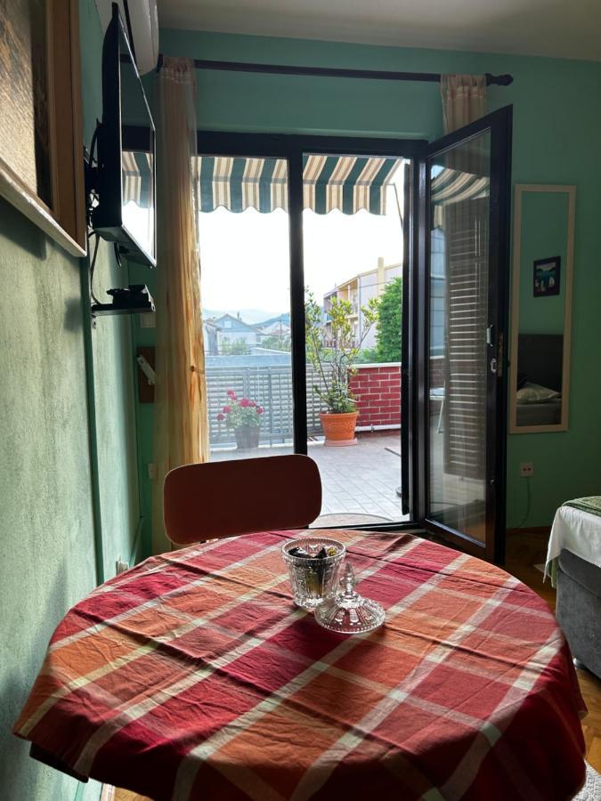 Kaštela Soba Za Odmor Nika酒店 外观 照片